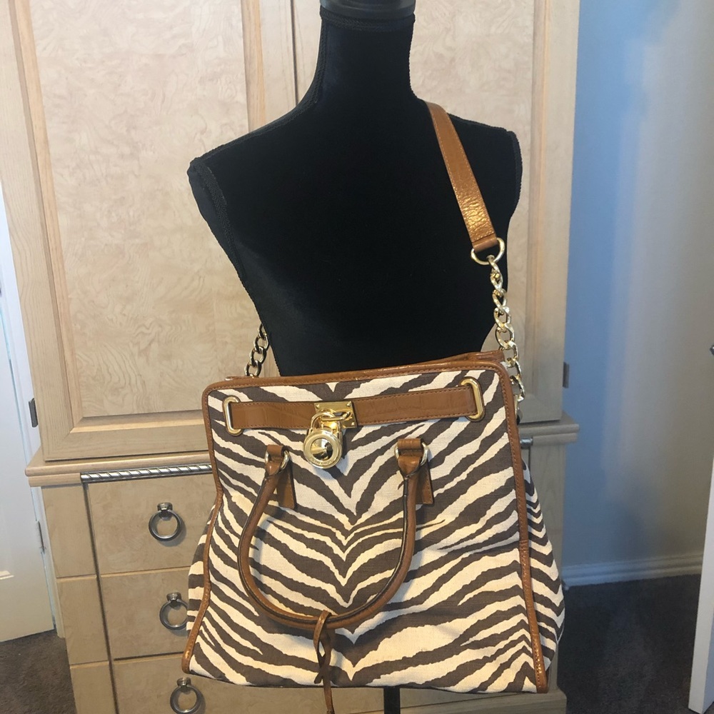 Michael Michael Kors Hamilton Handbag - Picture 1 of 8